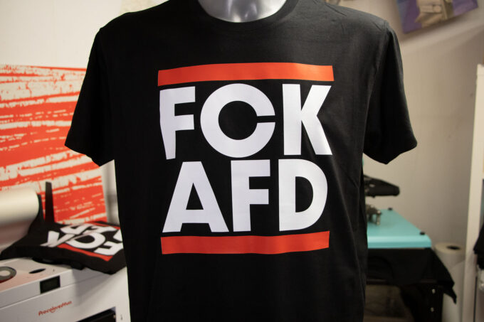 "FCKAFD" T-Shirt - schwarz (Unisex/Organic/FairTrade/ÖkoTex) – Bild 2